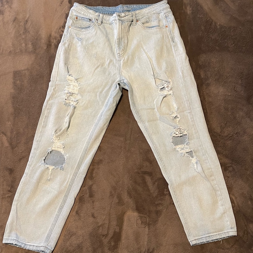 ‼️LAST CALL‼️ Wild Fable Light Wash High Rise Mom Jean